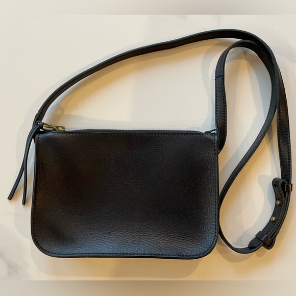 Madewell Handbags - Madewell Women Crossbody Bag Black Leather 9.5✖️6.5 in
